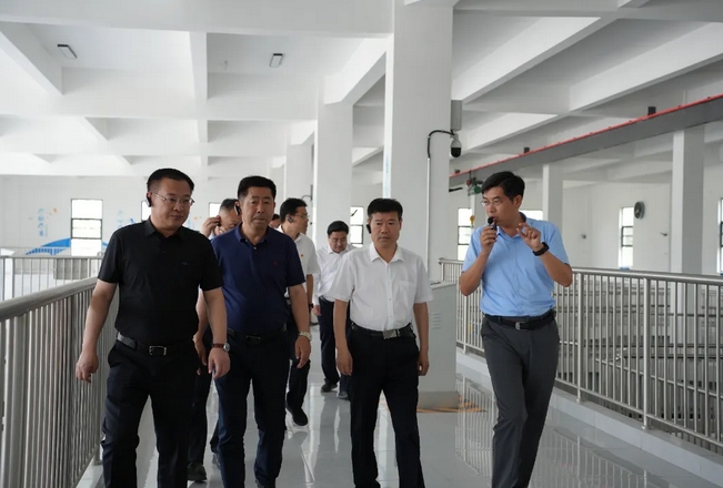 市财政局一行赴枣庄水厂开展调研活动